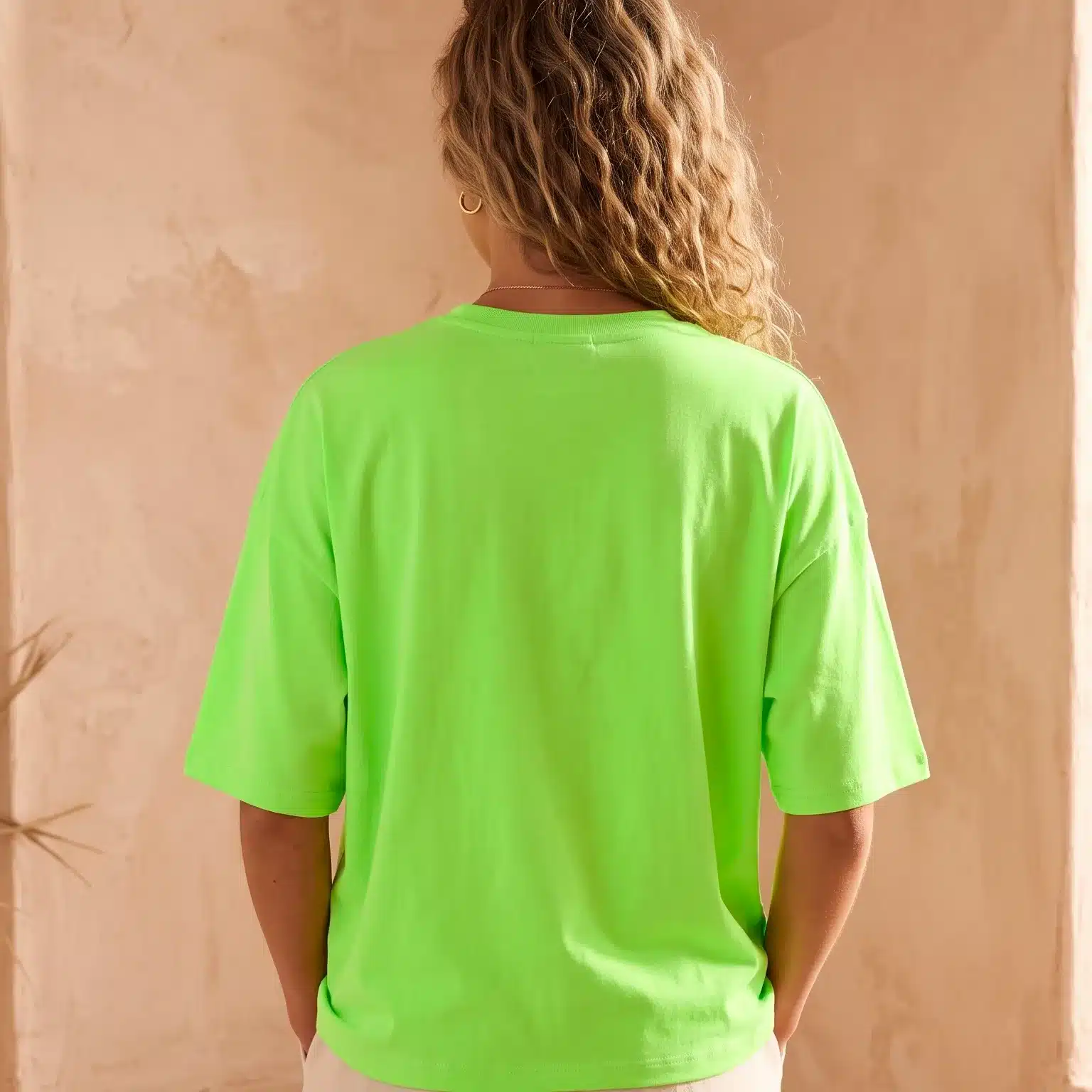 Camiseta Oversize Verde Flúor - Imagen 3