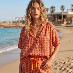 Blusa con estampado en tendencia, estampado vichy en color naranja Miomio